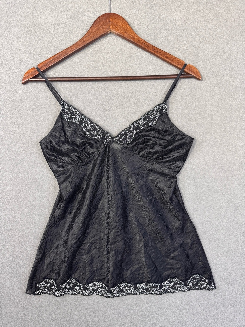 Vintage Y2K FairyGrunge Black Embroidered
Trim Satin Like Babydoll Camisole, M